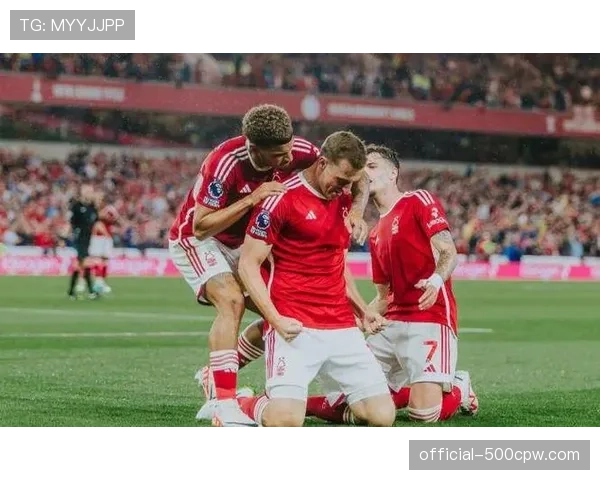 诺丁汉森林确认两名主力球员因伤提前告别本赛季剩余比赛